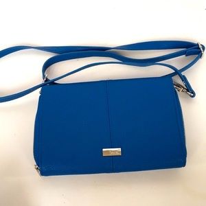 Jewell by Thirty One. Tons of fund crossbody wallet.   Excellent condition...